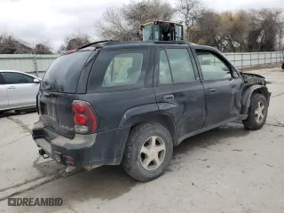 2004 Chevrolet TrailBlazer LT with VIN 1GNDS13S842420511, listed as a Copart auction lot 42740975 with 184,192 mi miles and Salvage Title. Bid and sale history available at carsss.com. Image 3.