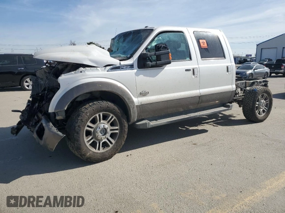 2015 Ford F-350 Platinum with VIN 1FT8W3BT7FEB84326, listed as a Copart auction lot 48031485 with 232,118 mi miles and Salvage Title. Bid and sale history available at DreamBid. Image 1.