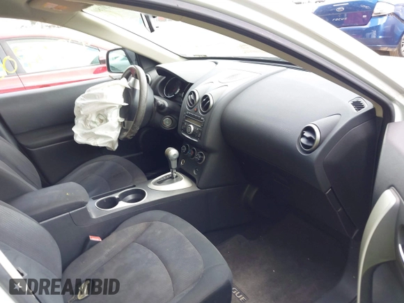 2011 Nissan Rogue SV z VIN JN8AS5MT7BW168920, wystawiony jako IAAI lot #42201800 z przebiegiem 230 757 mil mil oraz . Historia ofert i sprzedaży dostępna na DreamBid. Obrazek 5.
