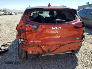 2022 Kia Niro Touring SE with VIN KNDCC3LCXN5532572, listed as a Copart auction lot 67485494 with 27,554 mi miles and Salvage Title. Bid and sale history available at carsss.com. Image 6.