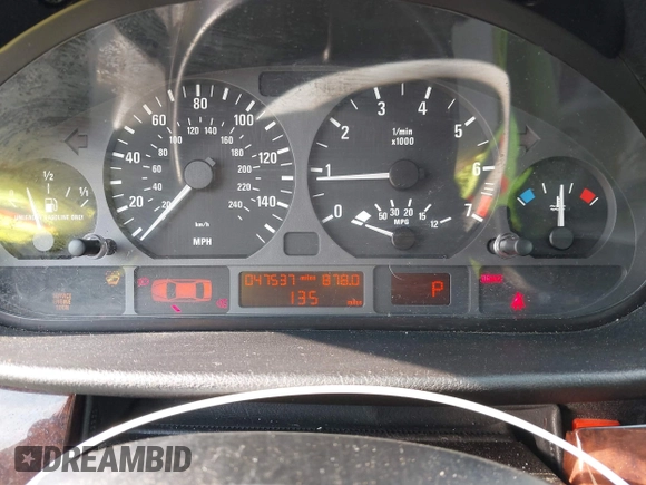 2003 BMW 3 Series 325i with VIN WBAAZ33423KP79661, listed as a IAAI auction lot 41289029 with 47,537 mi miles. Bid and sale history available at carsss.com. Image 7.