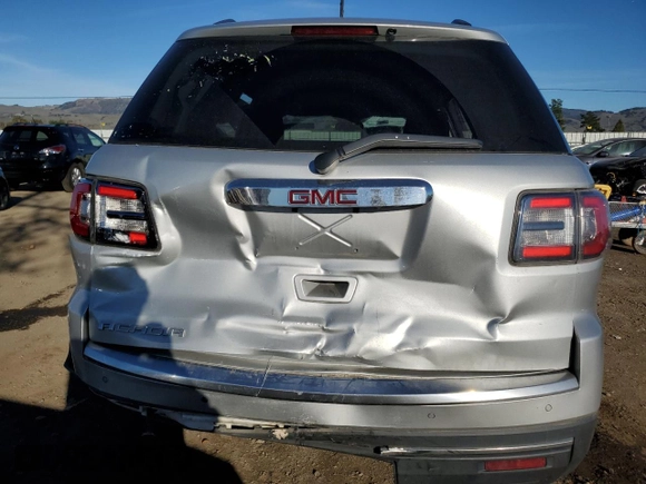 2014 GMC Acadia SLE with VIN 1GKKRPKDXEJ156561, listed as a Copart auction lot 87116884 with 141,193 mi miles and Salvage Title. Bid and sale history available at carsss.com. Image 6.