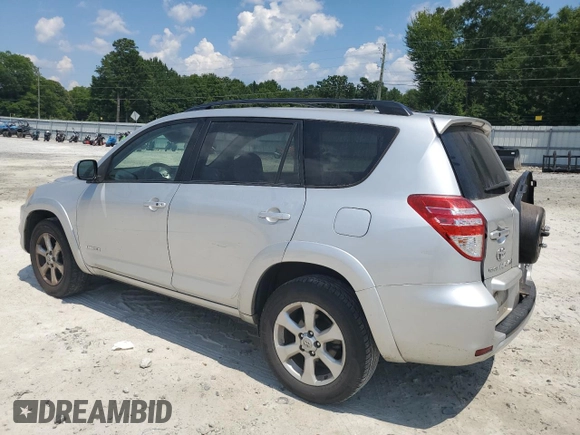 2010 Toyota RAV4 Limited z VIN JTMYF4DV3AD016055, wystawiony jako Copart lot #61856835 z przebiegiem 202 832 mil mil oraz Szkoda całkowita • Salvage title. Historia ofert i sprzedaży dostępna na DreamBid. Obrazek 2.