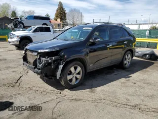 2013 Kia Sorento EX z VIN 5XYKUDA6XDG409596, wystawiony jako Copart lot #54063045 z przebiegiem 114 247 mil mil oraz Szkoda całkowita • Salvage title. Historia ofert i sprzedaży dostępna na DreamBid. Obrazek 1.