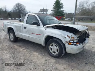 1997 Dodge Dakota with VIN 1B7FL26X5VS182193, listed as a IAAI auction lot 41666506 with 115,483 mi miles and . Bid and sale history available at carsss.com. Image 1.