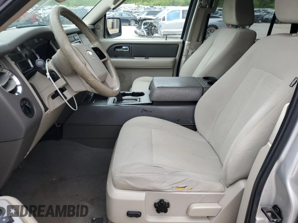 2007 Ford Expedition XLT with VIN 1FMFU16517LA47274, listed as a Copart auction lot 58021145 with 167,971 mi miles and Salvage title. Bid and sale history available at DreamBid. Image 7.
