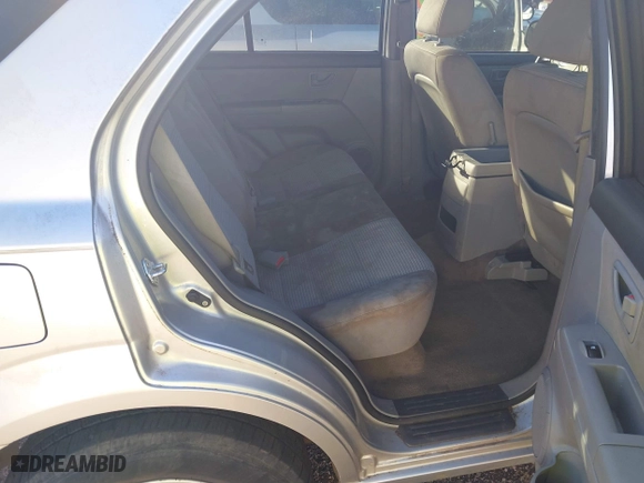 2009 Kia Sorento LX with VIN KNDJD735X95872078, listed as a IAAI auction lot 41201260 with 202,674 mi miles. Bid and sale history available at carsss.com. Image 8.