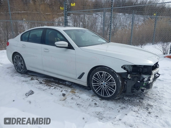 2019 BMW 5 Series 530i xDrive with VIN WBAJA7C50KWC77684, listed as a IAAI auction lot 41629289 with 31,194 mi miles. Bid and sale history available at carsss.com. Image 1.