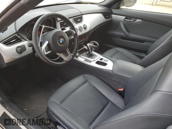 2012 BMW Z4 sDrive28i with VIN WBALL5C5XCJ103530, listed as a Copart auction lot 42789385 with 57,670 mi miles and Salvage Title. Bid and sale history available at carsss.com. Image 8.