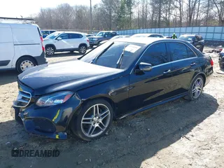 2015 Mercedes-Benz E-Class E 350 Luxury with VIN WDDHF8JB7FB115231, listed as a IAAI auction lot 41363482 with 132,000 mi miles. Bid and sale history available at carsss.com. Image 2.