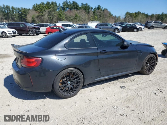 2020 BMW M2 Competition z VIN WBS2U7C0XL7E24083, wystawiony jako Copart lot #52687904 z przebiegiem Nie podano mil oraz Szkoda całkowita • Salvage title. Historia ofert i sprzedaży dostępna na DreamBid. Obrazek 3.