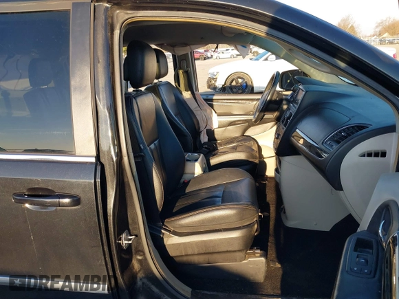2014 Chrysler Town & Country Touring with VIN 2C4RC1BGXER124367, listed as a IAAI auction lot 41888366 with 143,638 mi miles and . Bid and sale history available at DreamBid. Image 5.