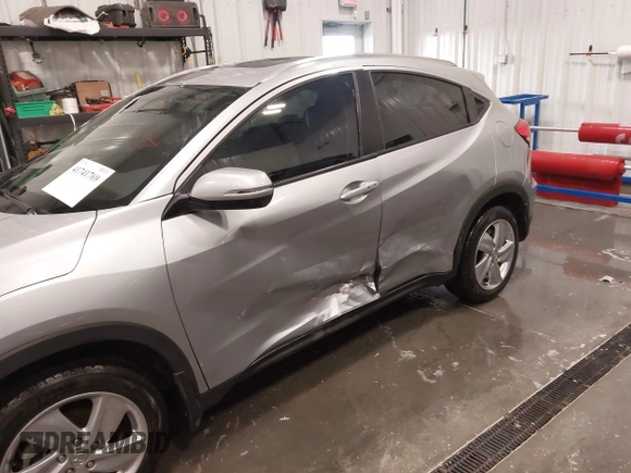 2020 Honda HR-V EX with VIN 3CZRU6H59LM725929, listed as a IAAI auction lot 41741769 with 31,870 mi miles. Bid and sale history available at carsss.com. Image 6.