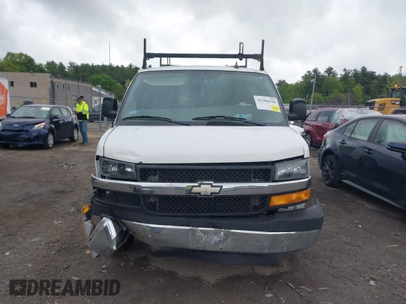 2016 Chevrolet Express Passenger LT with VIN 1GAZGPFG7G1268122, listed as a IAAI auction lot 42306158 with 252,049 mi miles and . Bid and sale history available at DreamBid. Image 12.