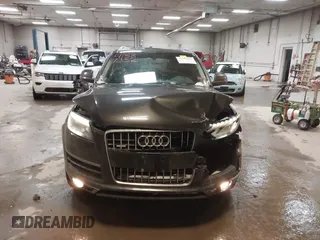 2010 Audi Q7 3.6L Premium Plus with VIN WA1LYAFE4AD001607, listed as a IAAI auction lot 41587352 with 170,180 mi miles. Bid and sale history available at carsss.com. Image 13.