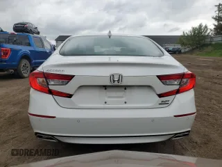 2018 Honda Accord Touring with VIN 1HGCV2F96JA002526, listed as a Copart auction lot 56630335 with 39,014 mi miles and Clean title. Bid and sale history available at DreamBid. Image 6.