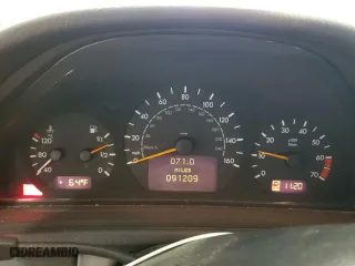2002 Mercedes-Benz CLK-Class with VIN WDBLK65G92T114739, listed as a Copart auction lot 46654895 with 91,209 mi miles and Salvage Title. Bid and sale history available at carsss.com. Image 9.
