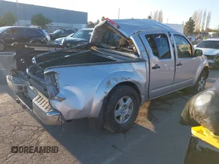 2006 Nissan Frontier SE z VIN 1N6AD07W66C470766, wystawiony jako IAAI lot #41023377 z przebiegiem Nie podano mil oraz . Historia ofert i sprzedaży dostępna na DreamBid. Obrazek 4.