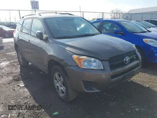 2009 Toyota RAV4 with VIN JTMZK33V595024952, listed as a IAAI auction lot 41980933 with 209,181 mi miles. Bid and sale history available at carsss.com. Image 1.