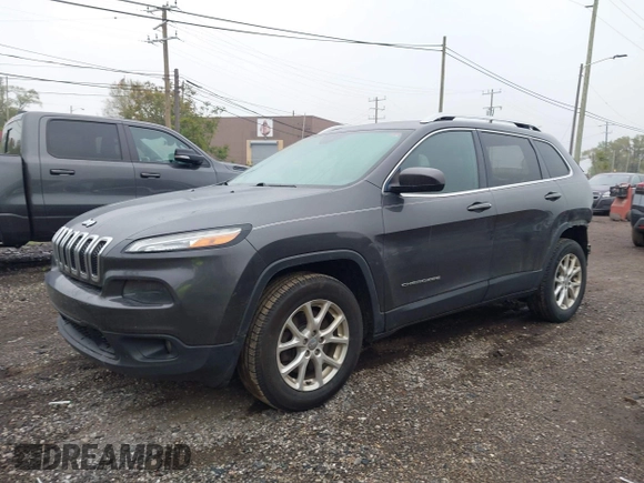 2016 Jeep Cherokee Latitude z VIN 1C4PJMCS1GW154188, wystawiony jako IAAI lot #42318317 z przebiegiem 189 347 mil mil oraz . Historia ofert i sprzedaży dostępna na DreamBid. Obrazek 2.