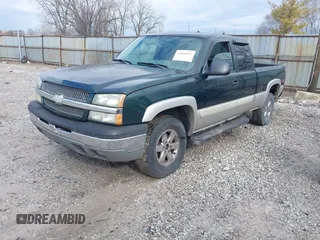 2004 Chevrolet Silverado 1500 Z71 with VIN 1GCEK19T74Z222586, listed as a IAAI auction lot 41666076 with 210,072 mi miles. Bid and sale history available at carsss.com. Image 2.