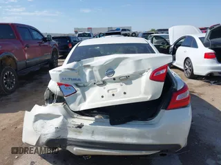 2017 Nissan Altima S with VIN 1N4AL3APXHC271463, listed as a IAAI auction lot 42254890 with 186,112 mi miles and . Bid and sale history available at DreamBid. Image 6.