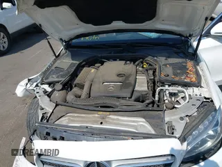 2017 Mercedes-Benz C 300 с VIN 55SWF4KB8HU208704, выставлен на аукционе IAAI как лот 42051688 с пробегом 108 835 миль миль и . История ставок и продаж доступна на DreamBid. Изображение 10.