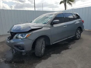 2020 Nissan Pathfinder S z VIN 5N1DR2AM9LC583526, wystawiony jako Copart lot #57574235 z przebiegiem 257 220 mil mil oraz Czysty tytuł • Clean title. Historia ofert i sprzedaży dostępna na DreamBid. Obrazek 1.