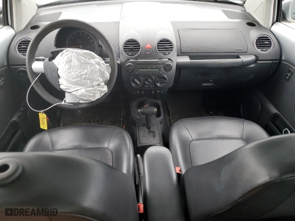 2007 Volkswagen New Beetle Coupe with VIN 3VWRW31CX7M522140, listed as a Copart auction lot 50489494 with 95,246 mi miles and Salvage Title. Bid and sale history available at carsss.com. Image 8.