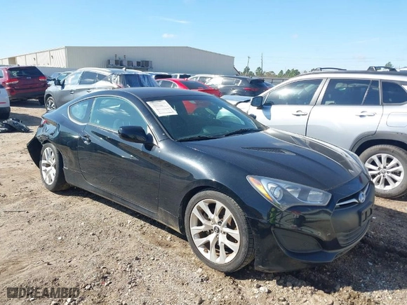 2013 Hyundai Genesis Coupe 2.0T R-Spec with VIN KMHHT6KD7DU089363, listed as a IAAI auction lot 41678371 with 131,187 mi miles. Bid and sale history available at carsss.com. Image 1.