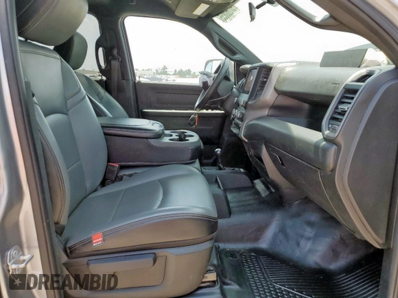 2022 Ram 2500 Tradesman with VIN 3C6UR5HJ0NG118075, listed as a Copart auction lot 57260855 with 60,084 mi miles and Salvage title. Bid and sale history available at DreamBid. Image 5.