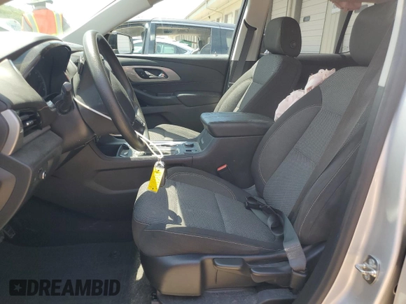 2020 Chevrolet Traverse LS z VIN 1GNERFKW6LJ142780, wystawiony jako Copart lot #54752435 z przebiegiem 66 140 mil mil oraz Szkoda całkowita • Salvage title. Historia ofert i sprzedaży dostępna na DreamBid. Obrazek 7.