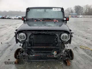 2018 Jeep Wrangler JK Unlimited Sahara with VIN 1C4BJWEG3JL918792, listed as a Copart auction lot 84415624 with 0 mi miles and Clean Title. Bid and sale history available at carsss.com. Image 5.