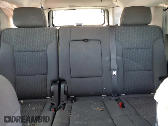 2018 Chevrolet Suburban LS with VIN 1GNSCGKC3JR136952, listed as a Copart auction lot 75264824 with 132,487 mi miles and Clean title. Bid and sale history available at DreamBid. Image 10.