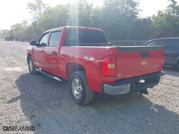 2012 Chevrolet Silverado 1500 LT with VIN 1GCPKSE71CF144202, listed as a IAAI auction lot 40365601 with 89,633 mi miles. Bid and sale history available at carsss.com. Image 3.