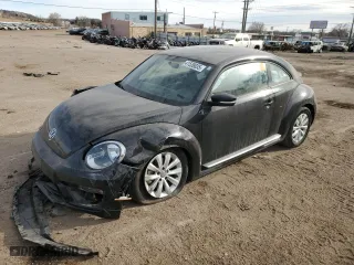 2019 Volkswagen Beetle S with VIN 3VWFD7AT4KM709088, listed as a Copart auction lot 41539035 with 0 mi miles and Salvage Title. Bid and sale history available at carsss.com. Image 1.