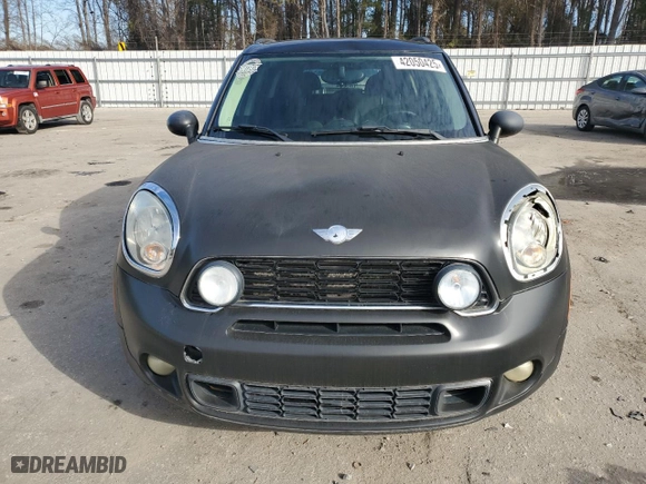 2011 MINI Cooper Countryman S with VIN WMWZC3C58BWM25793, listed as a Copart auction lot 42050425 with 145,540 mi miles and Clean Title. Bid and sale history available at carsss.com. Image 5.