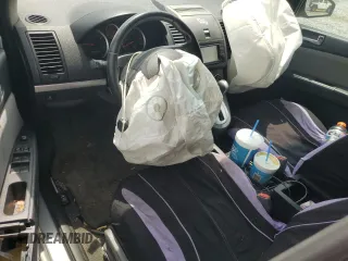 2012 Nissan Sentra SR с VIN 3N1AB6AP3CL696375, выставлен на аукционе Copart как лот 54822775 с пробегом 175 946 миль миль и Списание • Salvage title. История ставок и продаж доступна на DreamBid. Изображение 8.