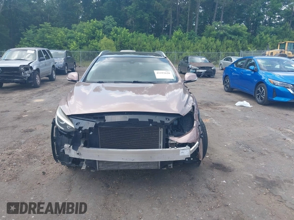 2019 Infiniti QX30 Luxe с VIN SJKCH5CP4KA008012, выставлен на аукционе IAAI как лот 42293620 с пробегом 94 053 миль миль и . История ставок и продаж доступна на DreamBid. Изображение 13.