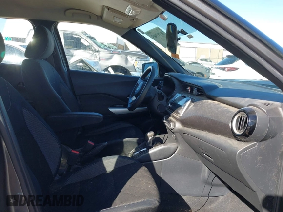2018 Nissan Kicks S with VIN 3N1CP5CU4JL512601, listed as a IAAI auction lot 41737969 with 106,195 mi miles and . Bid and sale history available at DreamBid. Image 5.