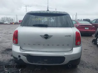 2015 MINI Countryman with VIN WMWZB3C50FWR44622, listed as a IAAI auction lot 41519725 with 229,985 mi miles and . Bid and sale history available at DreamBid. Image 17.
