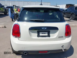 2016 MINI Hardtop z VIN WMWXP5C54G3B76234, wystawiony jako IAAI lot #41971876 z przebiegiem 34 800 mil mil oraz . Historia ofert i sprzedaży dostępna na DreamBid. Obrazek 16.