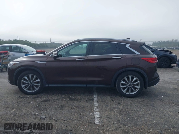 2020 Infiniti QX50 Luxe with VIN 3PCAJ5M10LF119755, listed as a IAAI auction lot 41356089 with 39,243 mi miles and . Bid and sale history available at DreamBid. Image 14.