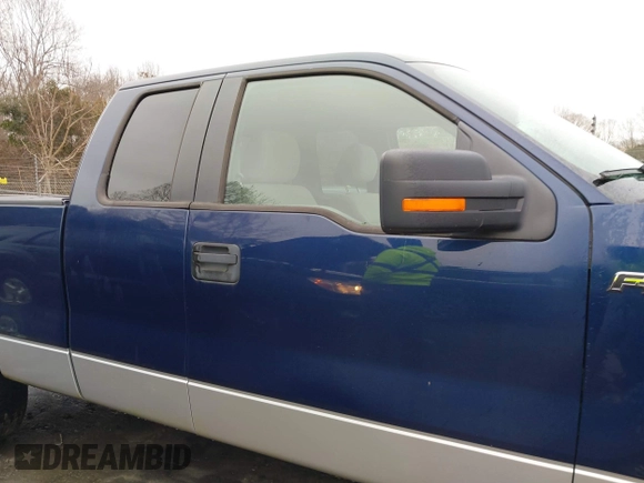 2010 Ford F-150 XL with VIN 1FTEX1C83AFB35240, listed as a IAAI auction lot 41370586 with 21,658 mi miles. Bid and sale history available at carsss.com. Image 13.