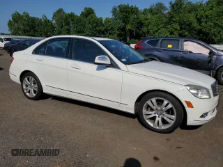 2009 Mercedes-Benz C 300 Sport with VIN WDDGF54X39R047720, listed as a Copart auction lot 61211085 with 44,975 mi miles and Salvage title. Bid and sale history available at DreamBid. Image 4.