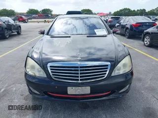 2007 Mercedes-Benz S-Class 5.5L V8 with VIN WDDNG71XX7A080228, listed as a IAAI auction lot 41972759 with 1 mi miles. Bid and sale history available at carsss.com. Image 6.