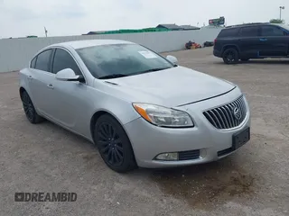 2013 Buick Regal Turbo Premium 1 z VIN 2G4GS5EVXD9165636, wystawiony jako IAAI lot #42279653 z przebiegiem 112 108 mil mil oraz . Historia ofert i sprzedaży dostępna na DreamBid. Obrazek 1.