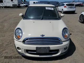 2012 MINI Hardtop with VIN WMWSU3C56CT255161, listed as a Copart auction lot 52227795 with 101,535 mi miles and Clean Title. Bid and sale history available at DreamBid. Image 5.