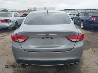 2015 Chrysler 200 C z VIN 1C3CCCCG3FN510258, wystawiony jako IAAI lot #42135949 z przebiegiem 93 993 mil mil oraz . Historia ofert i sprzedaży dostępna na DreamBid. Obrazek 16.