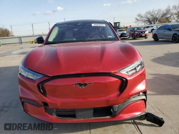 2022 Ford Mustang Mach-E Premium с VIN 3FMTK3SS4NMA01093, выставлен на аукционе Copart как лот 48062625 с пробегом 19 762 миль миль и Списание • Salvage title. История ставок и продаж доступна на DreamBid. Изображение 5.
